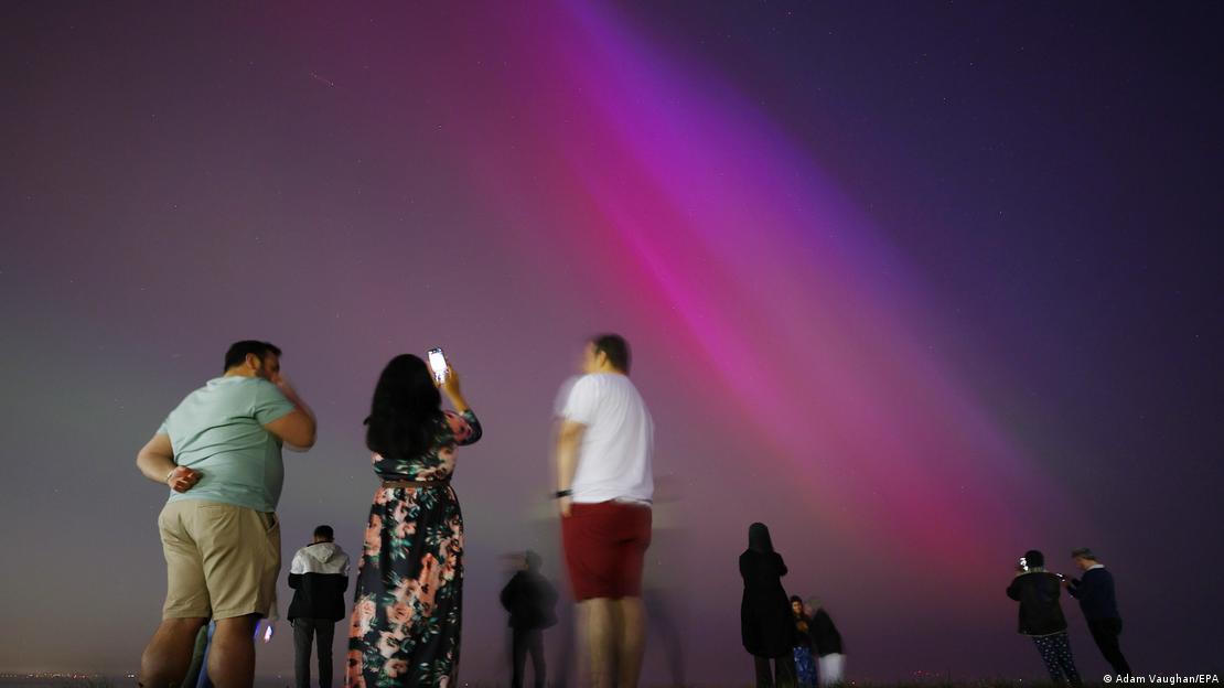 Bão Mặt Trời mạnh nhất 20 năm gây ra hiện tượng cực quang ngoạn mục 