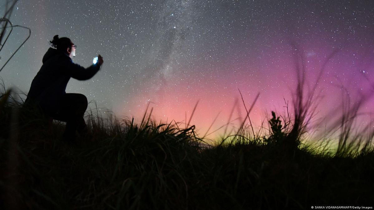 Bão Mặt Trời mạnh nhất 20 năm gây ra hiện tượng cực quang ngoạn mục 