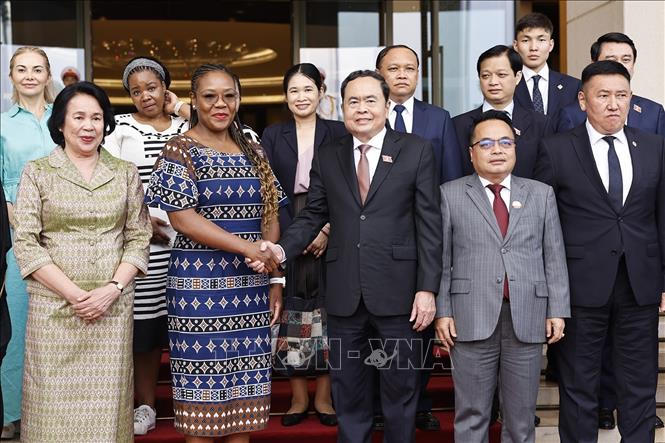 Chủ tịch Quốc hội tiếp Đoàn đại biểu Kiểm toán nhà nước các quốc gia, tổ chức quốc tế