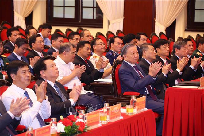 Tổng Bí thư, Chủ tịch nước dự khai giảng Lớp bồi dưỡng cán bộ quy hoạch Ủy viên Trung ương Đảng khóa XIV