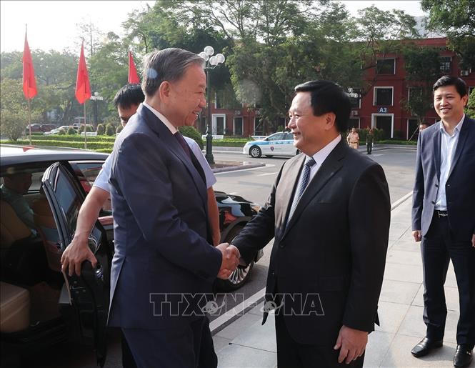 Tổng Bí thư, Chủ tịch nước dự khai giảng Lớp bồi dưỡng cán bộ quy hoạch Ủy viên Trung ương Đảng khóa XIV