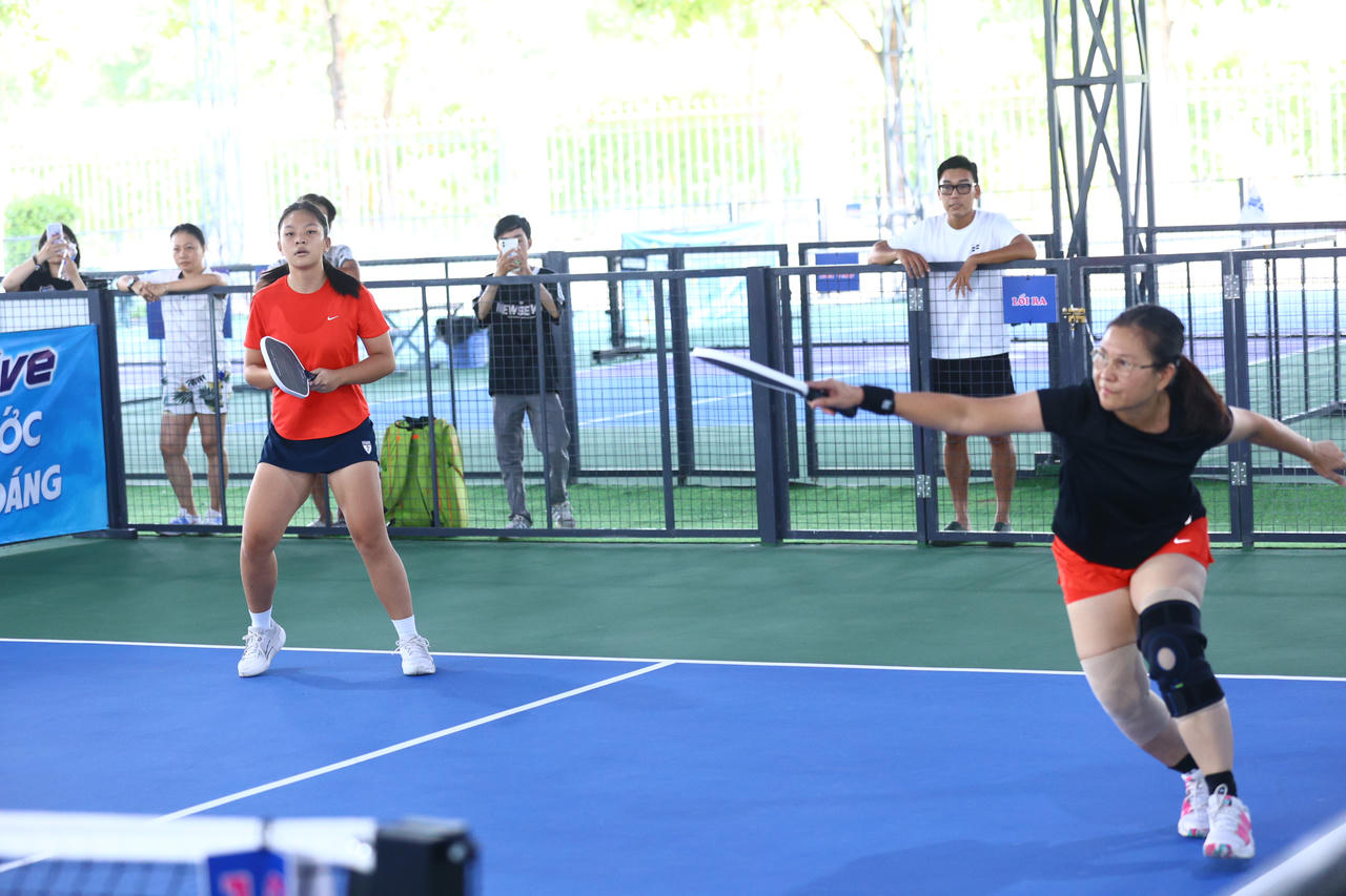 Những dấu ấn trong chặng đầu tiên giải HCMC D-JOY Junior Pickleball Tour 2025