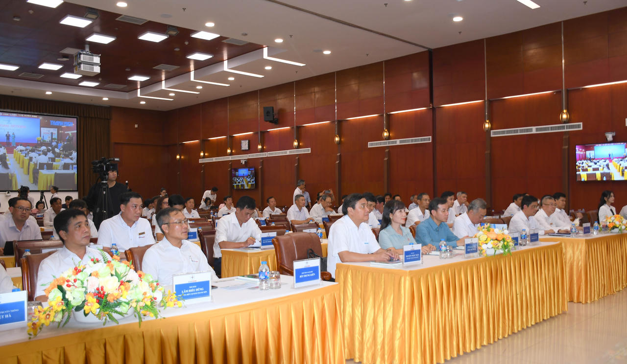 Điện lực TP HCM phát động cuộc thi viết tiết kiệm điện lần 3 năm 2025