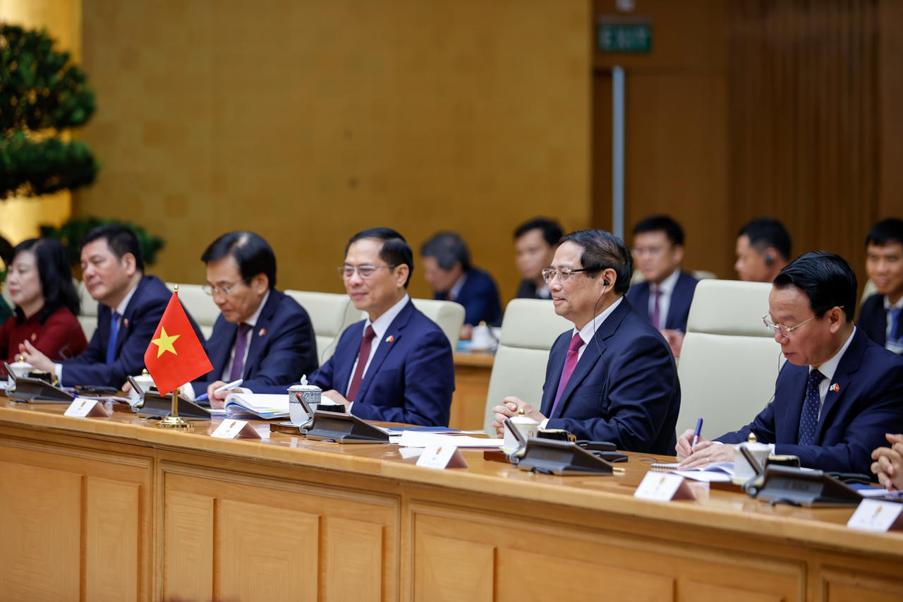 Hai Thủ tướng Việt Nam và Nhật Bản xác định trụ cột mới của quan hệ song phương