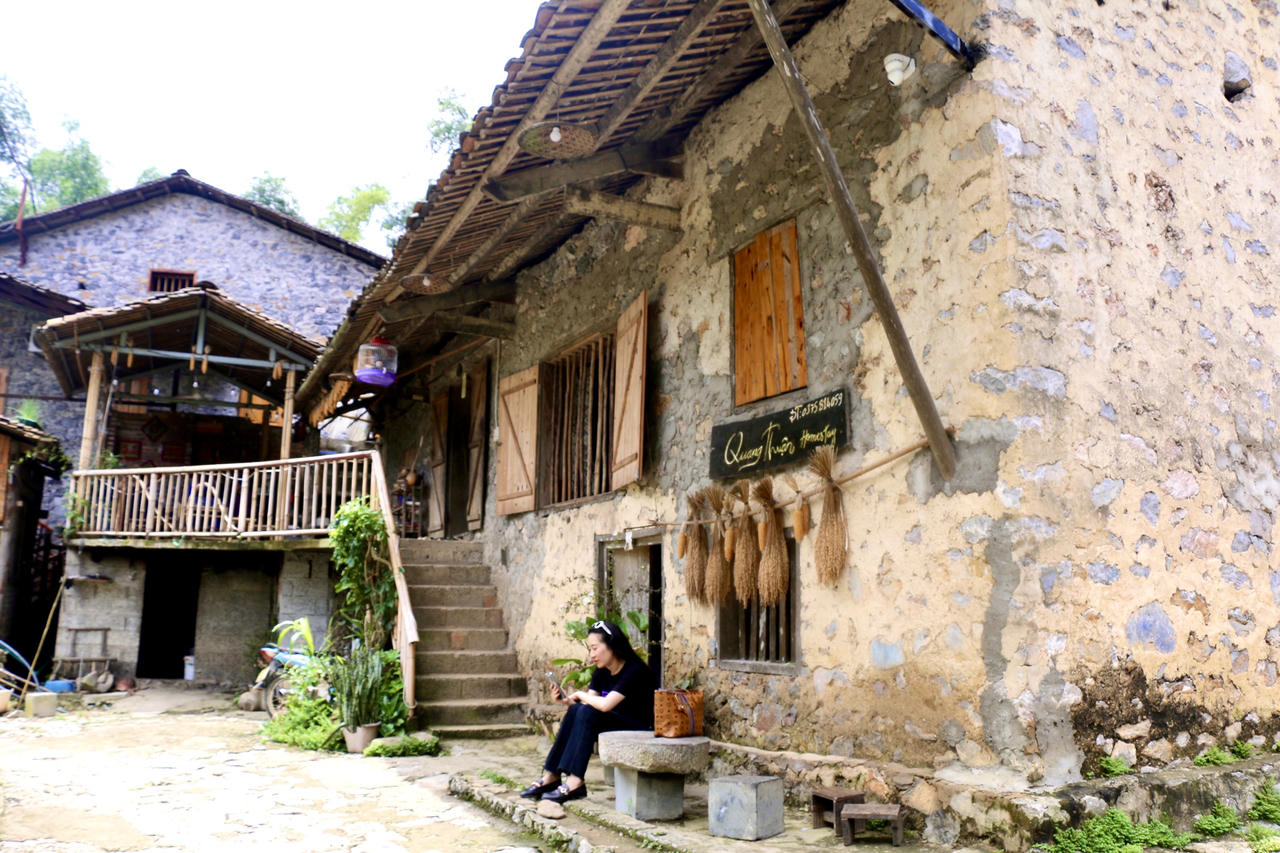 Ngôi làng đá tựa lưng vào núi giúp người Tày tại Cao Bằng thoát nghèo 