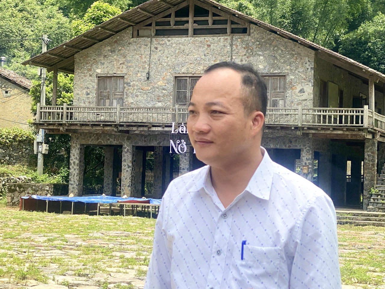 Ngôi làng đá tựa lưng vào núi giúp người Tày tại Cao Bằng thoát nghèo 