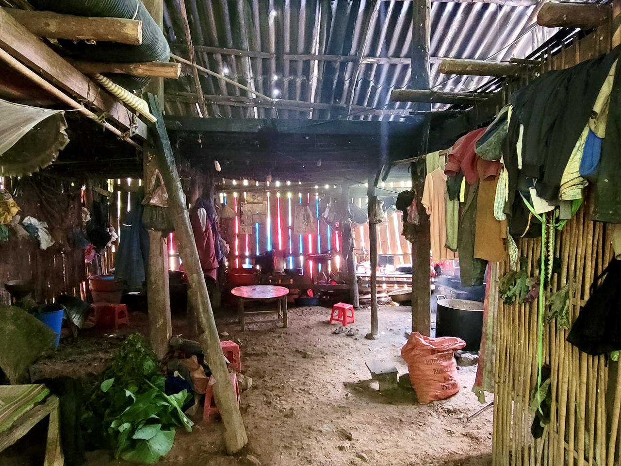 Chương trình Xóa nhà tạm, nhà dột nát giúp cuộc sống nhiều gia đình tại Hà Quảng khởi sắc 