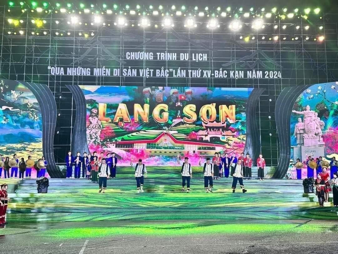 Khai mạc Chương trình du lịch "Qua những miền di sản Việt Bắc" lần thứ XV - Bắc Kạn năm 2024. 