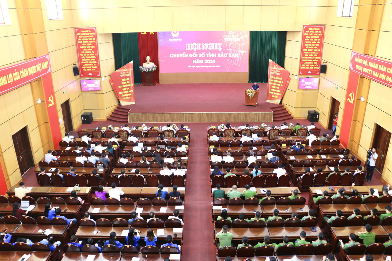 Nhiều điểm sáng trong chuyển đổi số tỉnh Bắc Kạn năm 2024