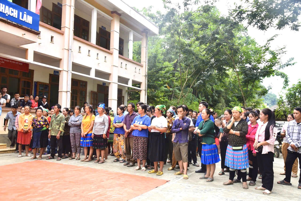 Báo Pháp luật Việt Nam đồng hành cùng bà con vùng lũ Cao Bằng: Hành trình yêu thương đến Bảo Lâm