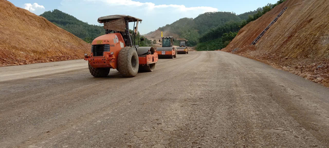 Thái Nguyên: Khởi công nhiều dự án giao thông thúc đẩy phát triển kinh tế, xã hội