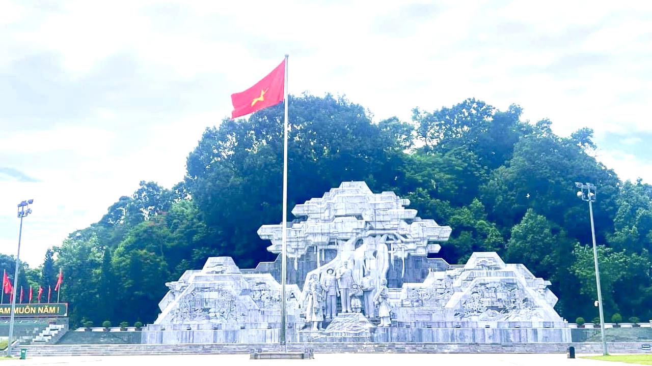 Tuyên Quang - điểm sáng kinh tế khu vực miền núi phía Bắc nhờ phát triển du lịch 