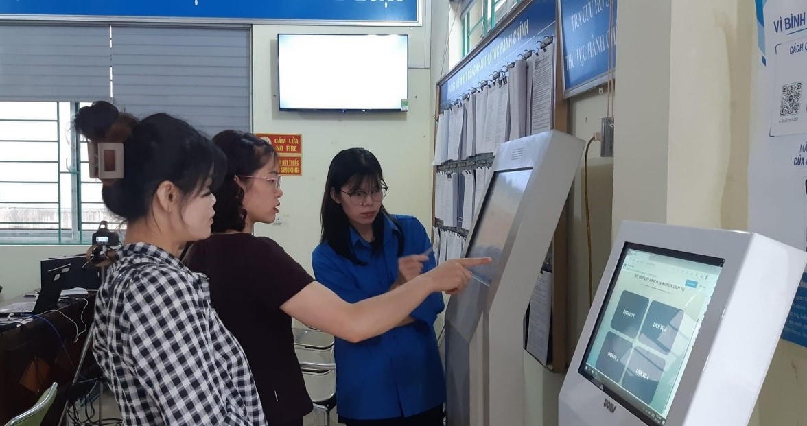 Cao Bằng tăng cường hiệu quả sử dụng dịch vụ công trực tuyến toàn trình đổi giấy phép lái xe