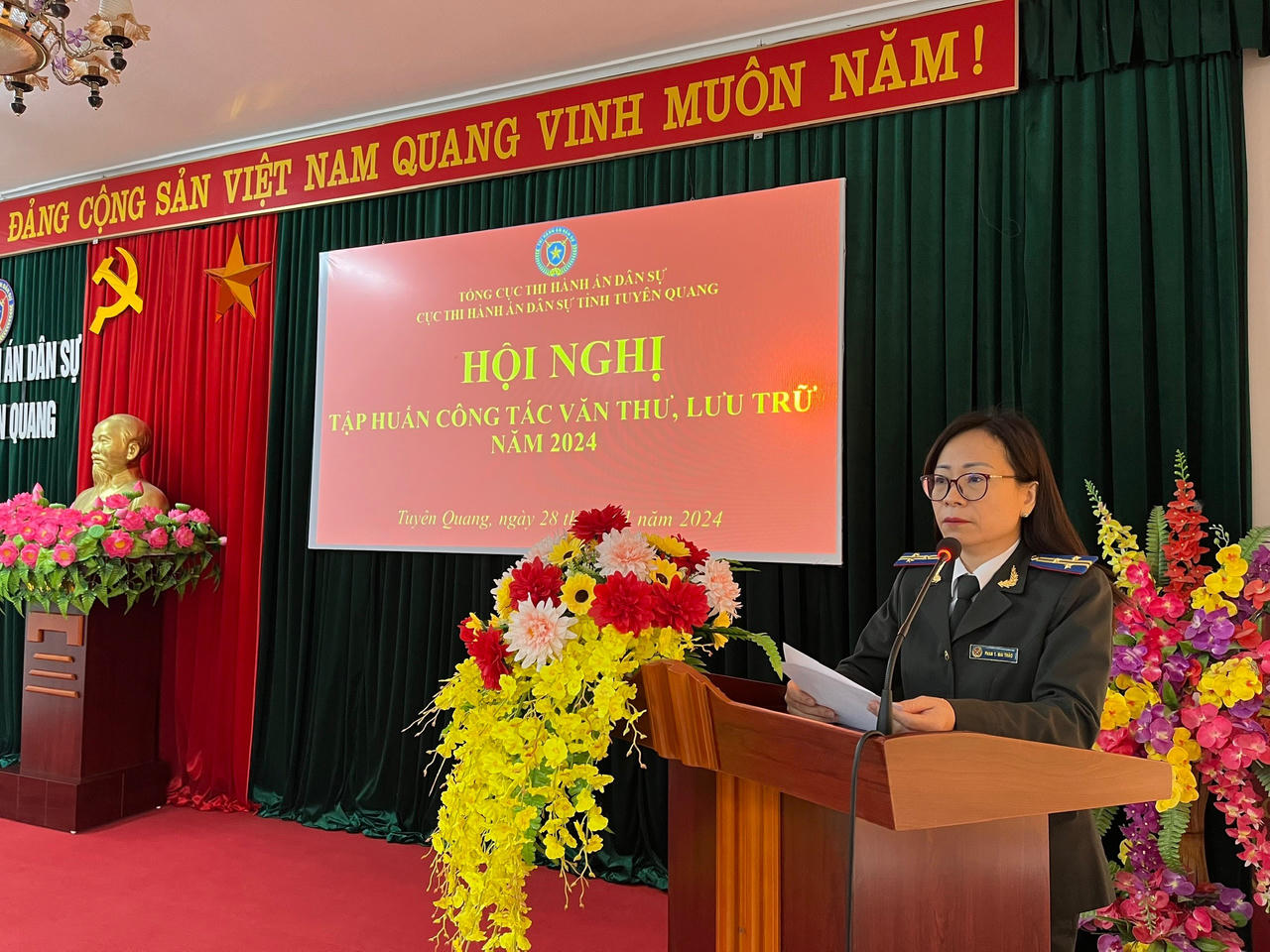 Cục thi hành án dân sự tỉnh Tuyên Quang tập huấn công tác văn thư lưu trữ 