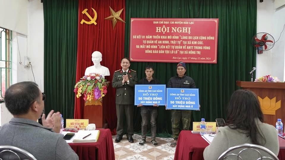 Ra mắt mô hình liên kết tự quản về an ninh trật tự trong vùng đồng bào dân tộc ở Cao Bằng 