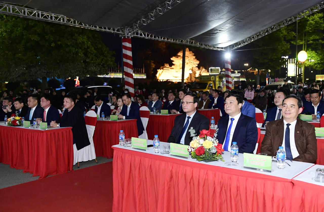 Khai mạc Hội chợ OCOP ở Tuyên Quang