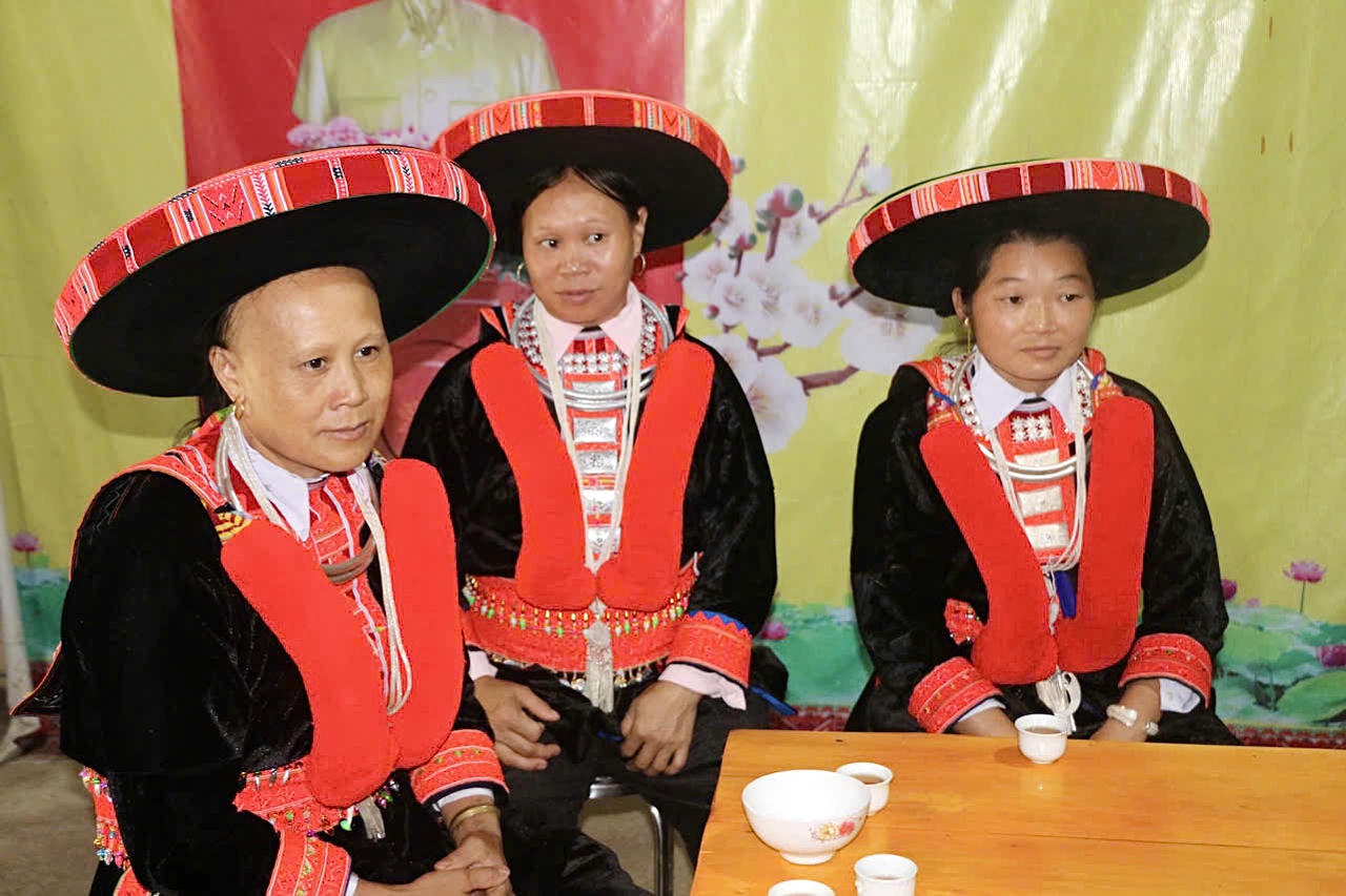 Hành trình bảo tồn y học cổ truyền và phát triển kinh tế bền vững của cộng đồng người Dao đỏ