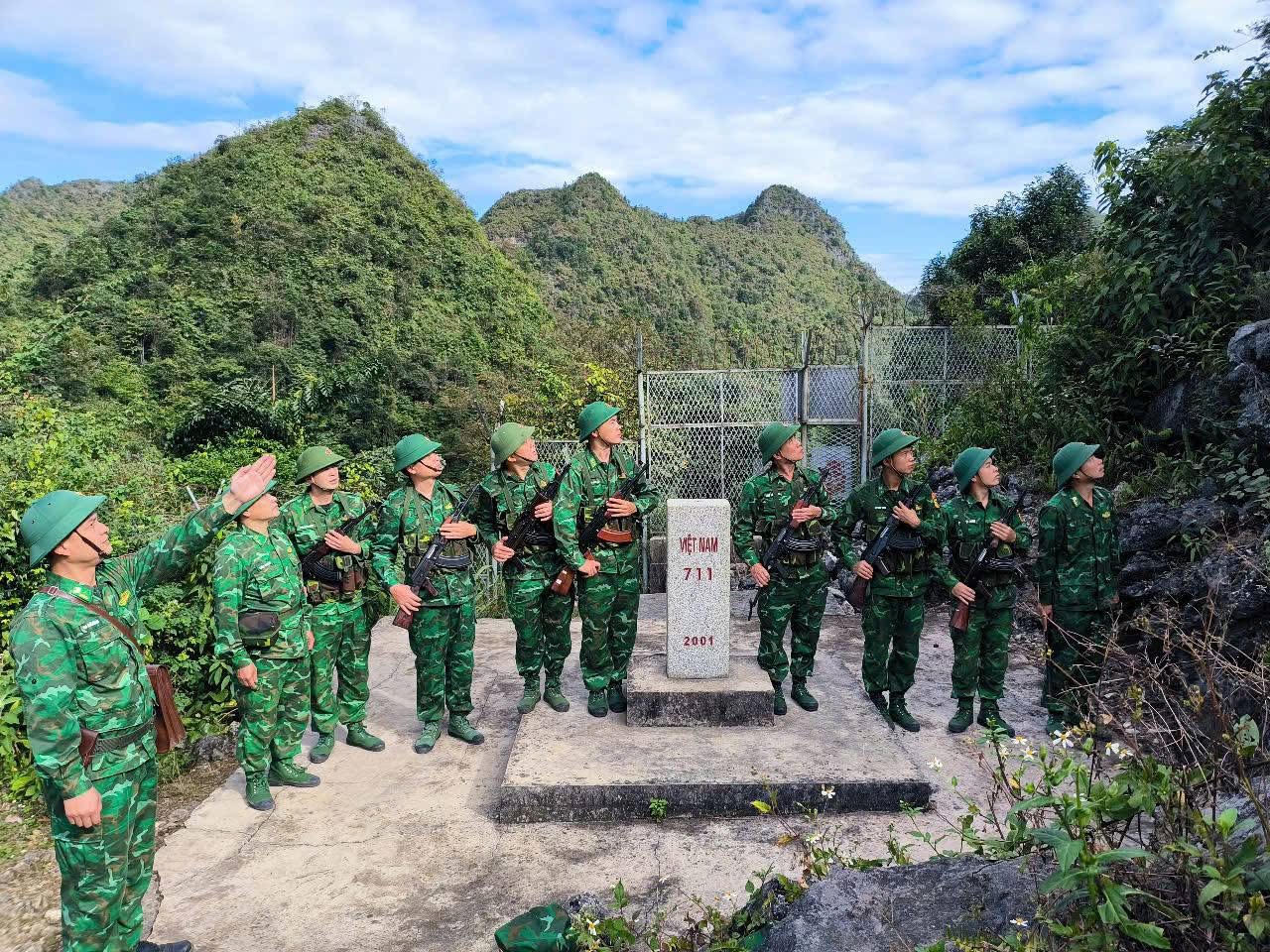 Tự hào người lính biên phòng Cao Bằng - Những 'tấm khiên' vững vàng nơi biên cương