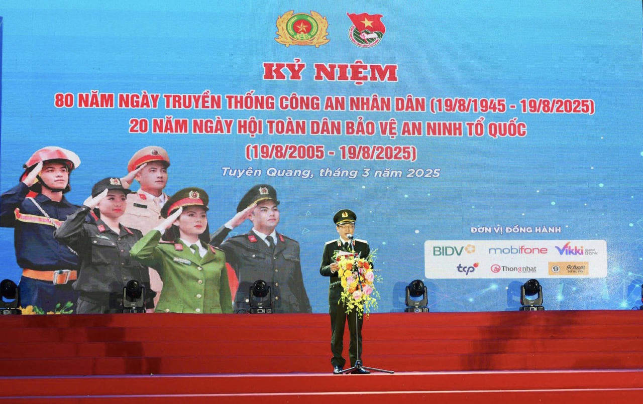 Vinh danh 80 Công an xã, phường, thị trấn tiêu biểu