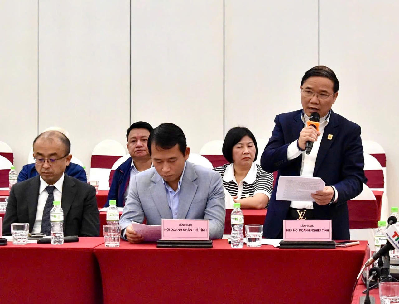 Lãnh đạo tỉnh Tuyên Quang gặp gỡ doanh nghiệp, thúc đẩy sản xuất kinh doanh 