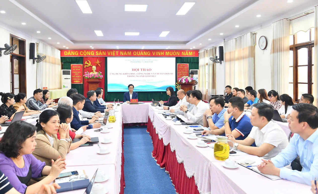 Tuyên Quang: Nỗ lực giúp giáo viên trở thành “người dẫn đường công nghệ” 