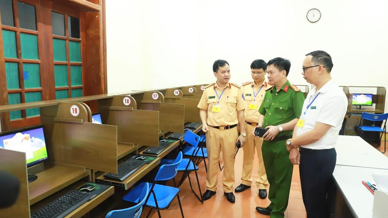 Kỳ sát hạch, cấp giấy phép lái xe đầu tiên do Công an tỉnh Tuyên Quang tổ chức