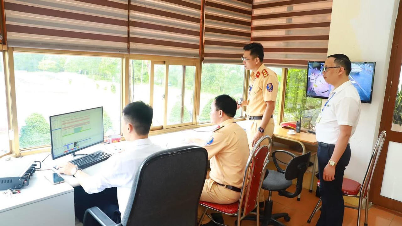 Kỳ sát hạch, cấp giấy phép lái xe đầu tiên do Công an tỉnh Tuyên Quang tổ chức