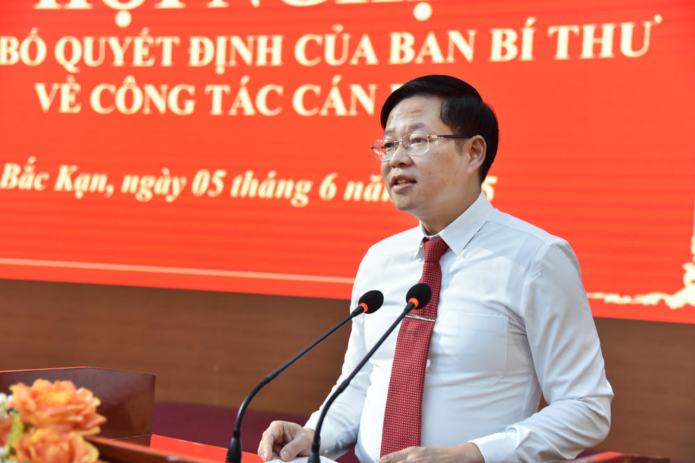 Ông Đinh Quang Tuyên giữ chức Phó Bí thư Tỉnh ủy Bắc Kạn 