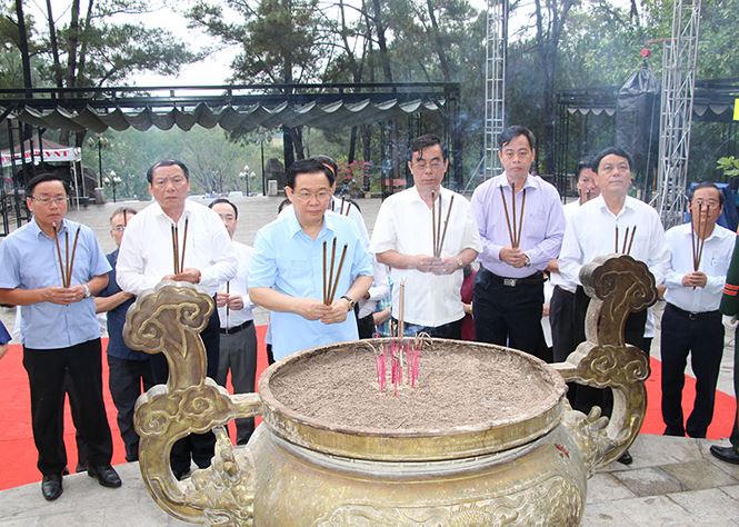 Đoàn kiểm tra của Bộ Chính trị làm việc tại tỉnh Quảng Trị