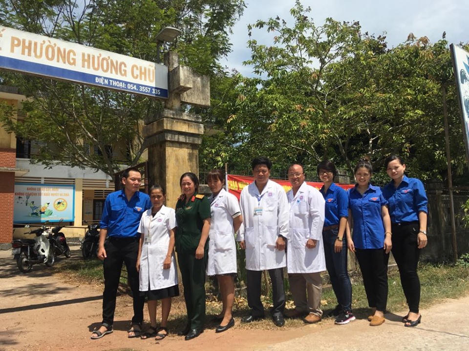 Ban Quân Dân y Hương Trà khám bệnh cấp phát thuốc miễn phí tri ân ngày thương binh liệt sĩ