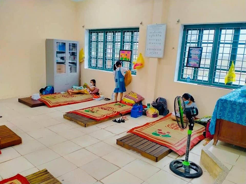 Khẩn cấp khoanh vùng sau khi gia đình năm người nhiễm virus SARS-CoV-2