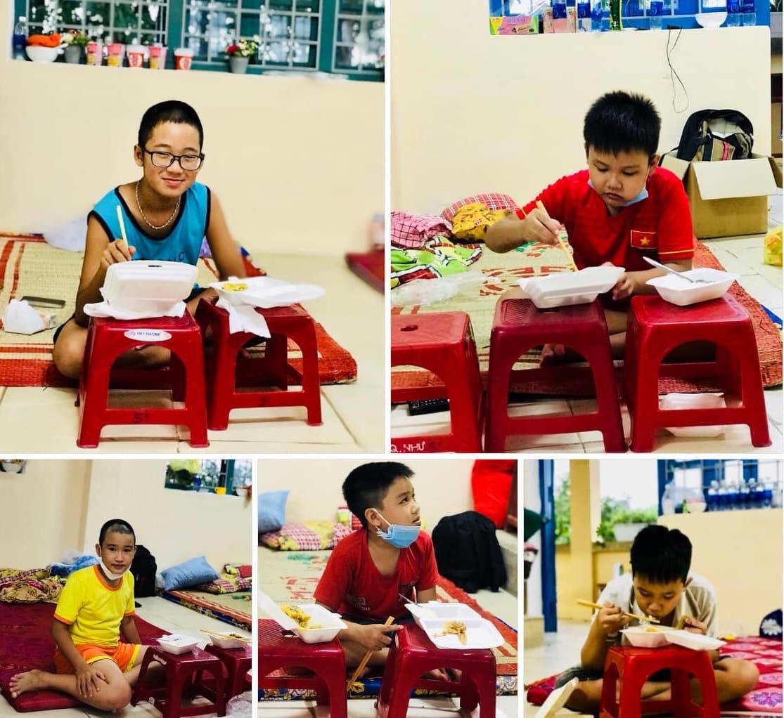 Cuộc sống bên trong khu cách ly của 66 học sinh F1 ở Huế