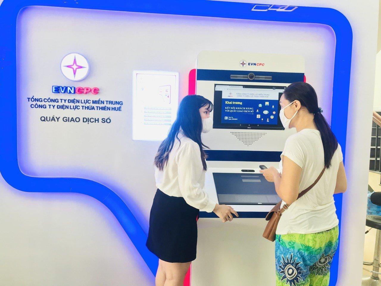 Những “Bông hồng” của điện lực Thừa Thiên Huế: “Trách nhiệm-Trí tuệ-Đảm đang-Thanh lịch”