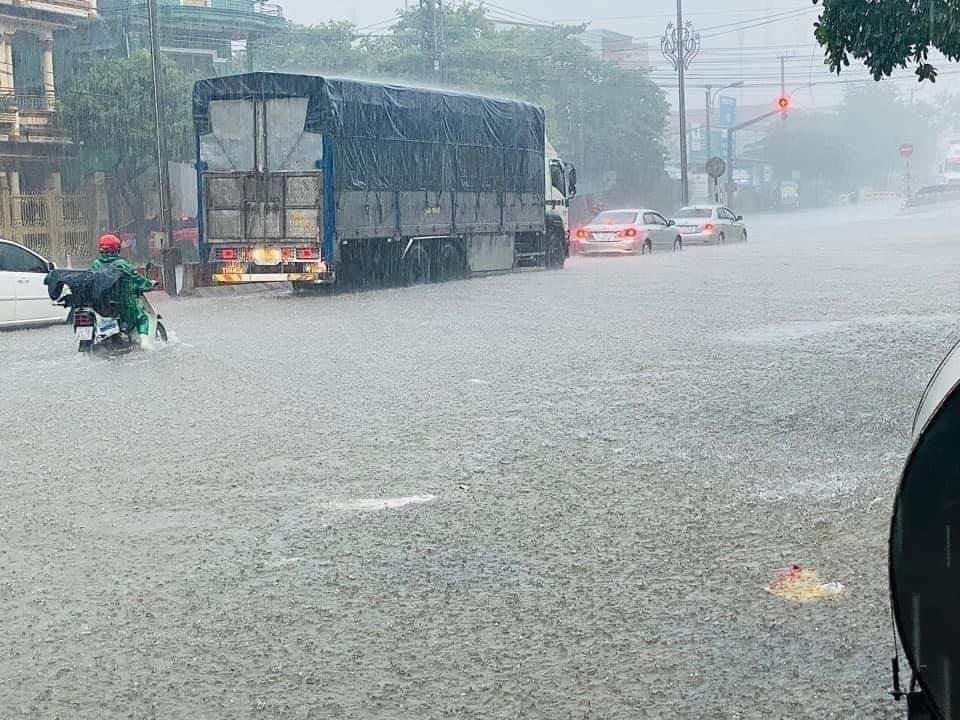 Quảng Trị lên phương án di dời hơn 1,4 vạn hộ dân, cảnh báo lũ quét và sạt lở đất