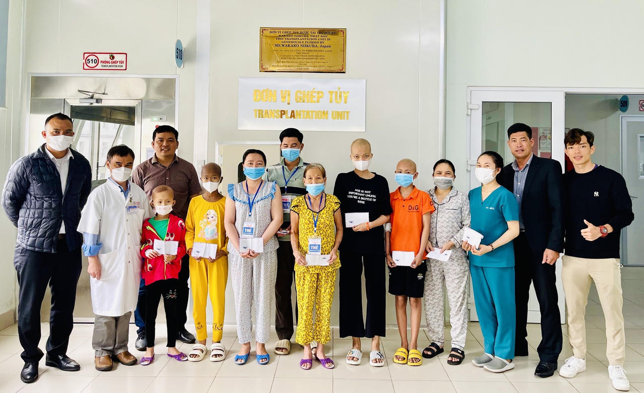 Báo Pháp luật Việt Nam đồng hành giải Tennis “Xuân yêu thương”