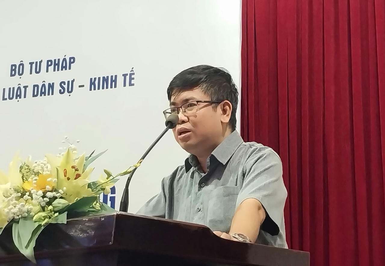 Đối thoại Luật Việc làm và các chính sách phát triển thị trường lao động