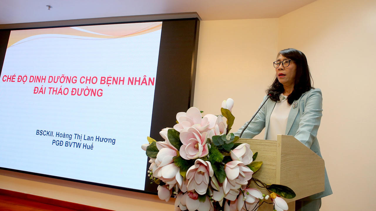 Bệnh viện Trung Ương Huế tổ chức sinh hoạt câu lạc bộ bệnh nhân đái tháo đường