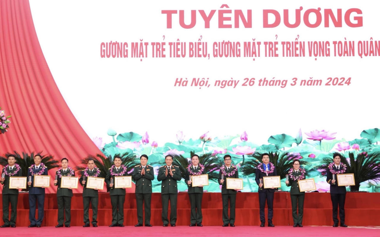 'Kình ngư' Trần Hưng Nguyên lại phá 2 kỷ lục ở giải bơi vô địch quốc gia 