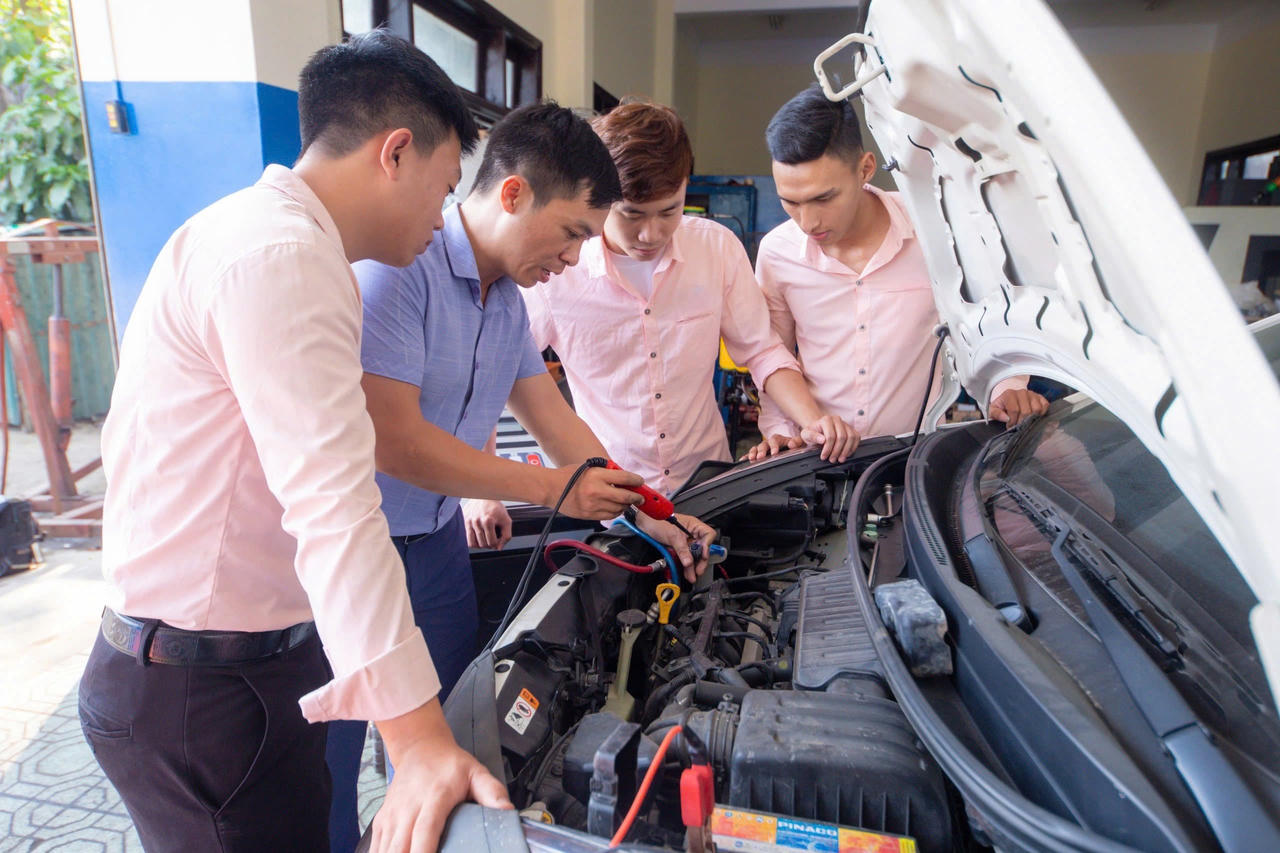 Trường Cao Đẳng Huế chú trọng đào tạo ngành nghề phù hợp xu thế thị trường lao động