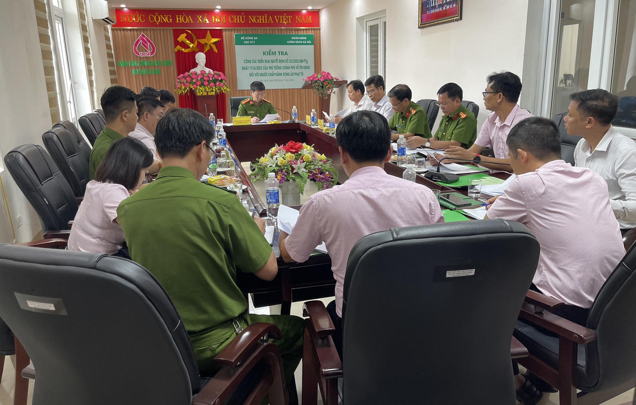 Ngân hàng chính sách xã hội huyện Hải Lăng 'tiếp sức' người hoàn lương