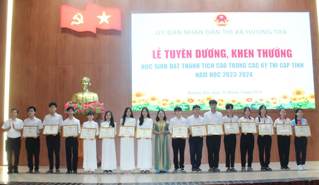 Giáo dục Thừa Thiên Huế phát huy truyền thống để phát triển toàn diện