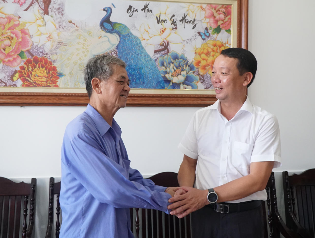 Người dân tái định cư Hương Sơ 9 và 10 phấn khởi, hạnh phúc sau khi có nước sạch