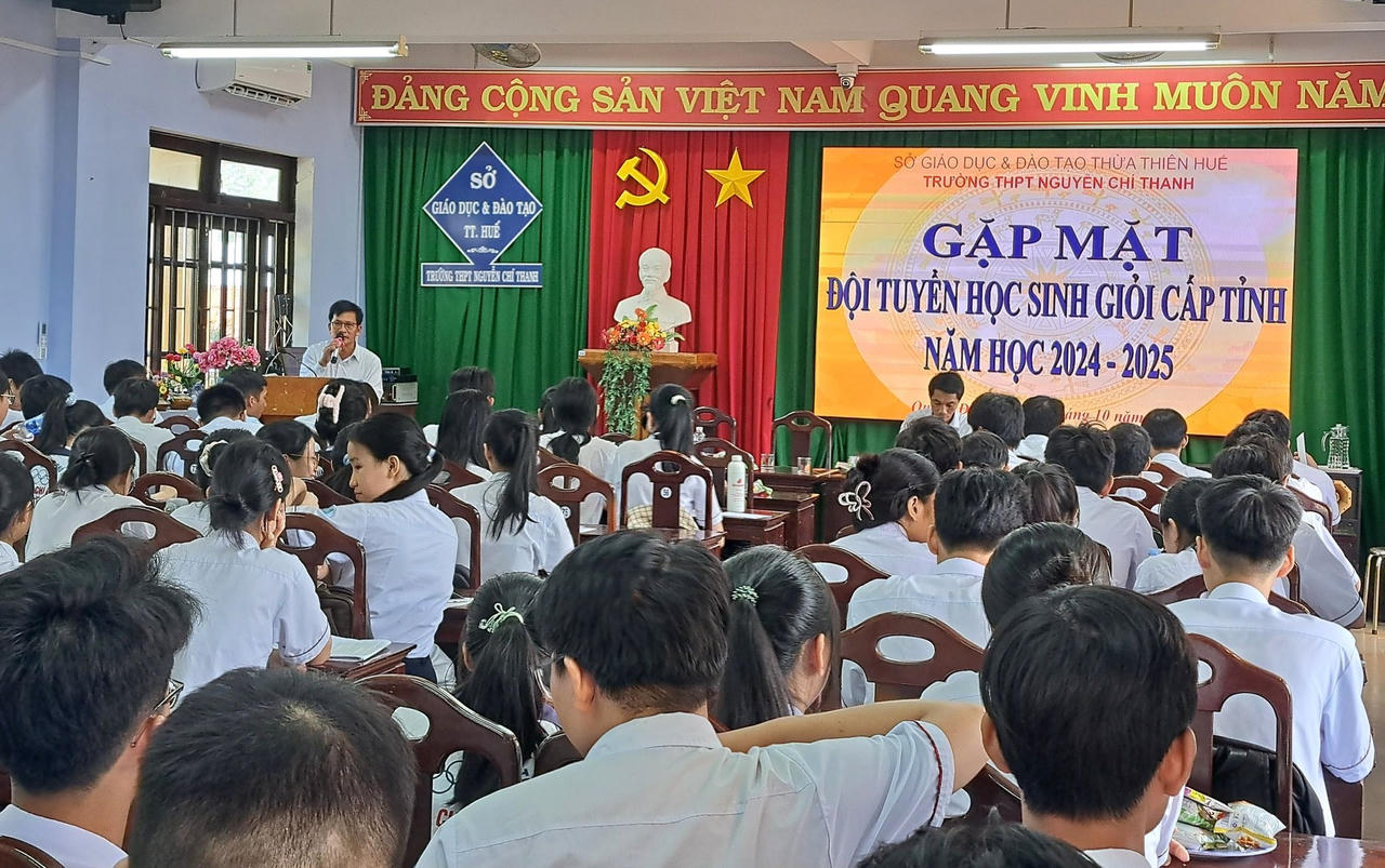 Học sinh trường Chuyên Quốc học Huế chiếm số lượng áp đảo giải Nhất kỳ thi học sinh giỏi lớp 12