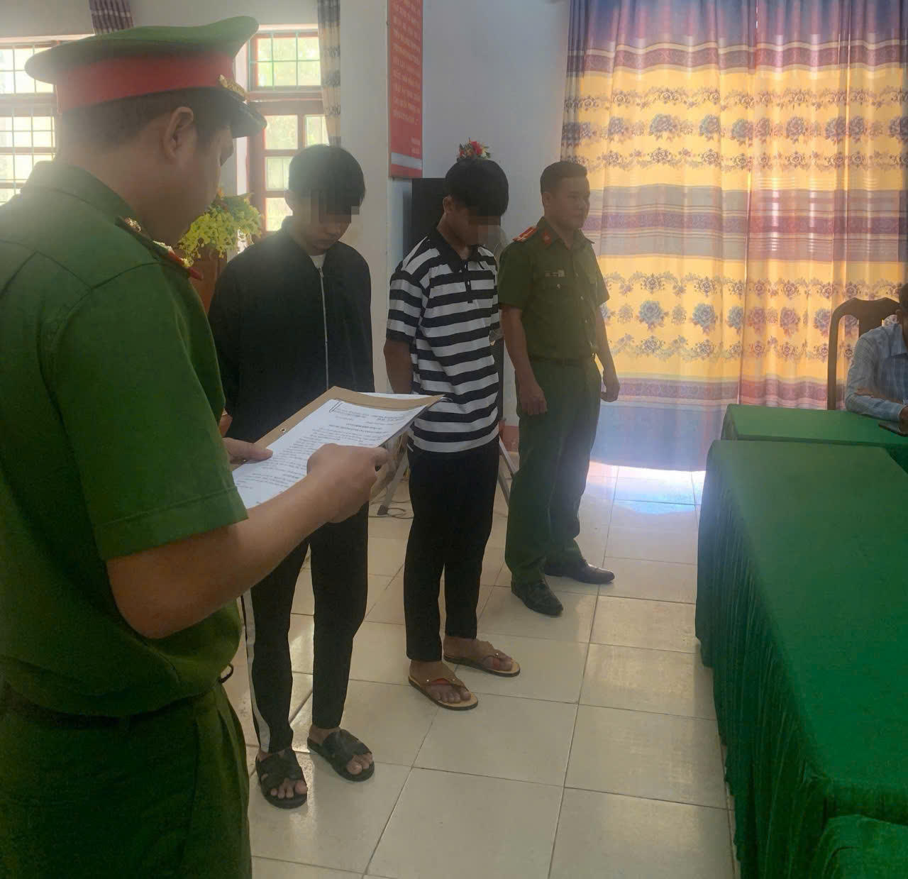 Khởi tố 3 nam sinh gây rối, cố ý gây thương tích ở Quảng Bình