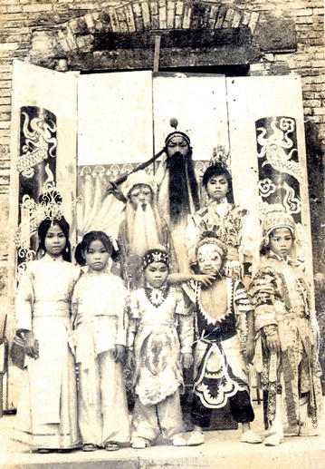 'Ngàn xưa âm vọng' tôn vinh di sản tuồng Huế