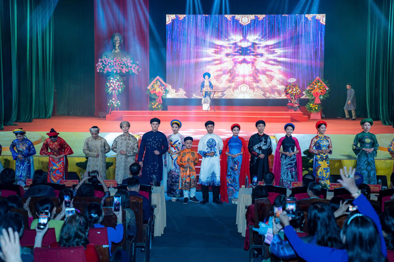 “Tri thức may và mặc áo dài Huế” là Di sản Văn hóa phi vật thể quốc gia