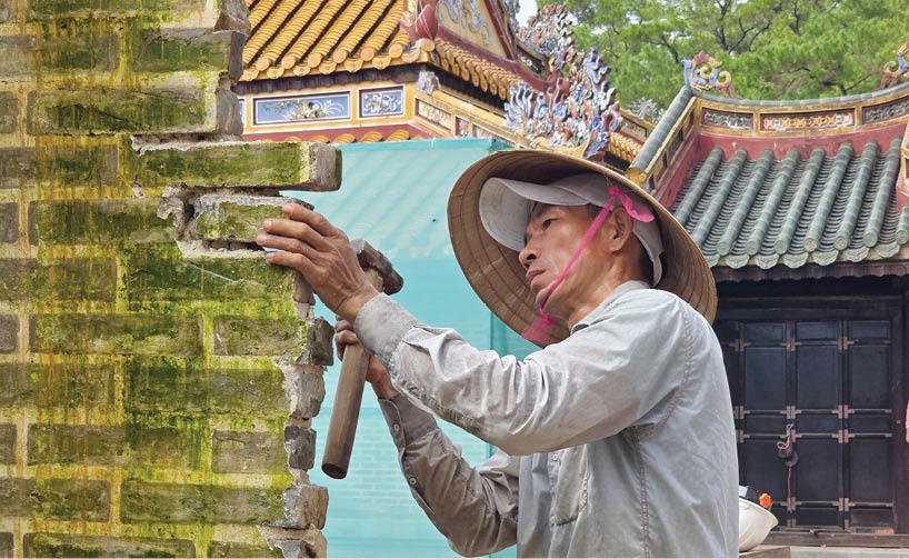 Khu lăng mộ vị vua trị vì lâu nhất triều Nguyễn được đầu tư 100 tỷ trùng tu có gì đặc biệt?