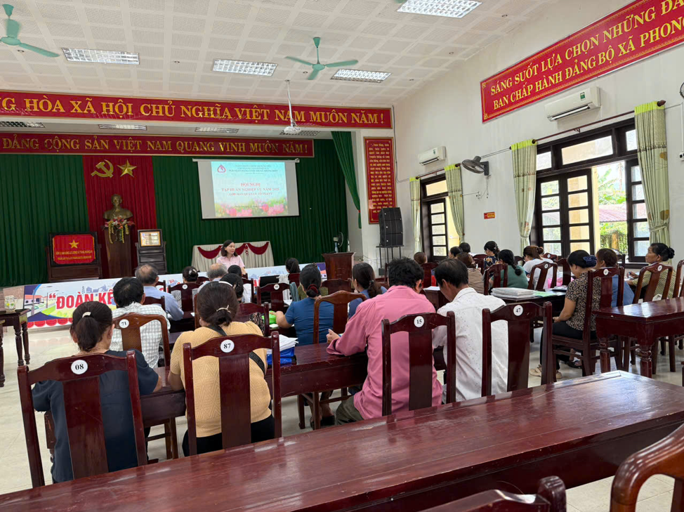 Mang vốn đến tận thôn bản, gieo hi vọng giữa vùng sâu: Chuyện thường ngày ở Huế