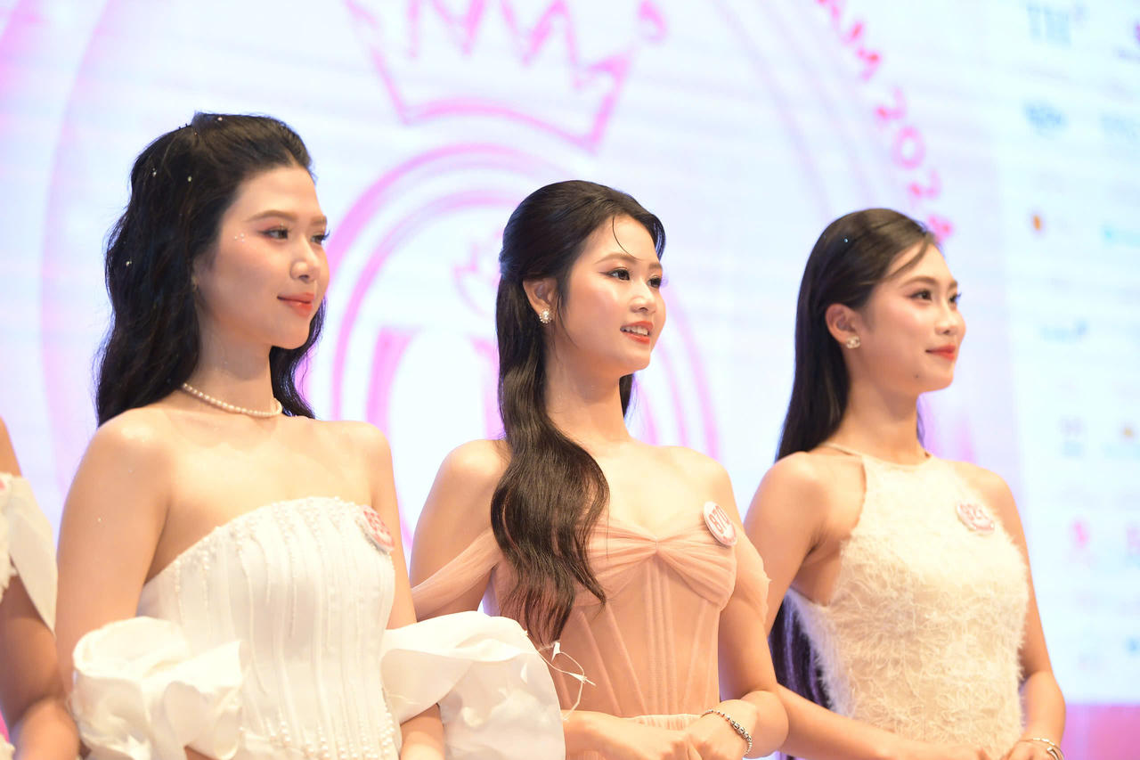 Hoa hậu Việt Nam 2024 thử thách bản lĩnh với thời tiết miền Trung