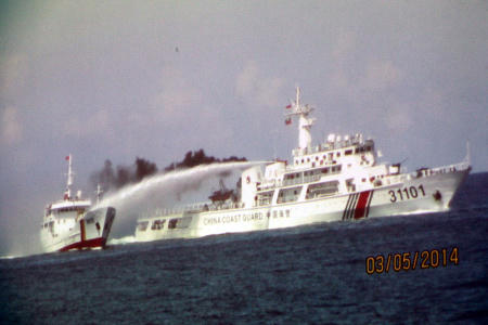 Nếu tàu Trung Quốc tiếp tục đâm, Việt Nam sẽ đáp lại